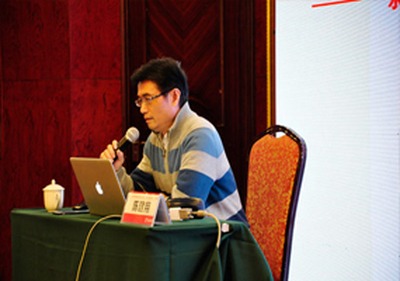 专题讲座：《爱与科学：新家庭教育的四重境界》——陈建翔教授